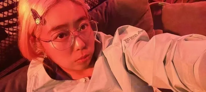 比较特丹