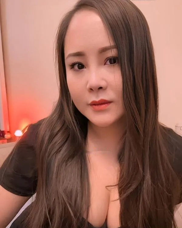 龙岗巨臀超爽少妇