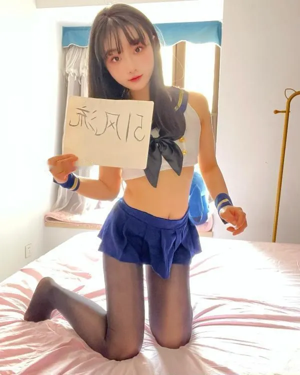 天河颜萝莉朵朵